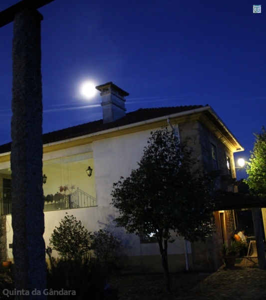 Casa à noite